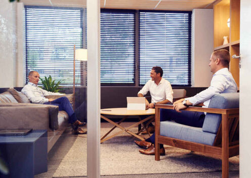 We are iFacto, een team van ervaren en gemotiveerde consultants